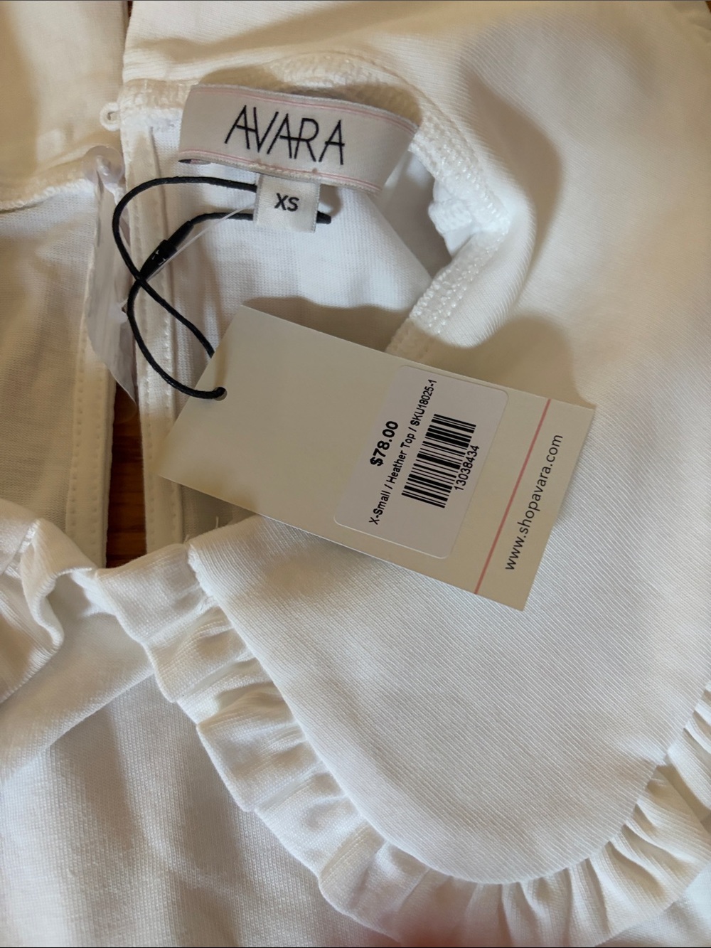 White Ruffle Collar  Top - Picture 2 of 2